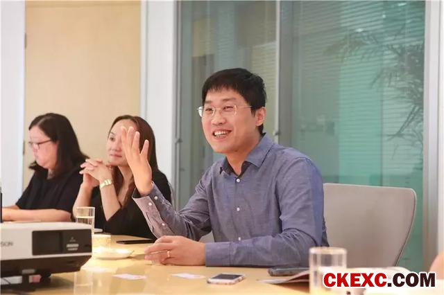 80后跨界者刘志光和他的卖鸡炼铜生意